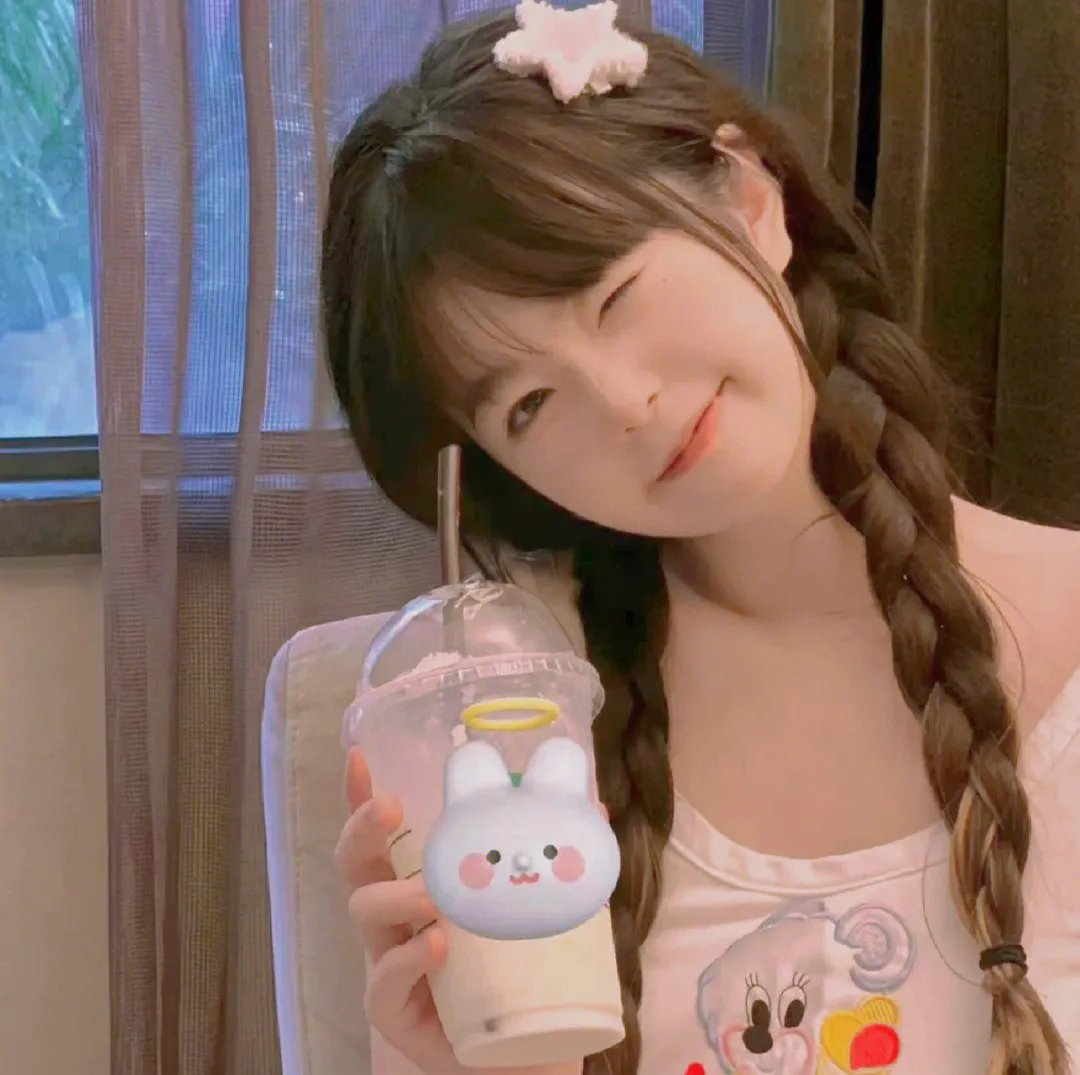 赛马女孩